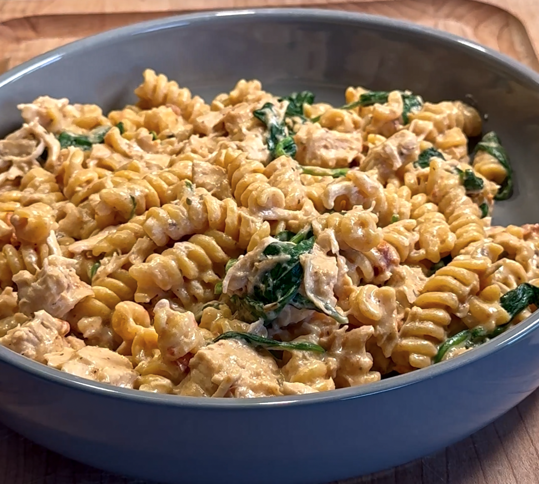 Slow Cooker Creamy Tuscan Chicken Pasta